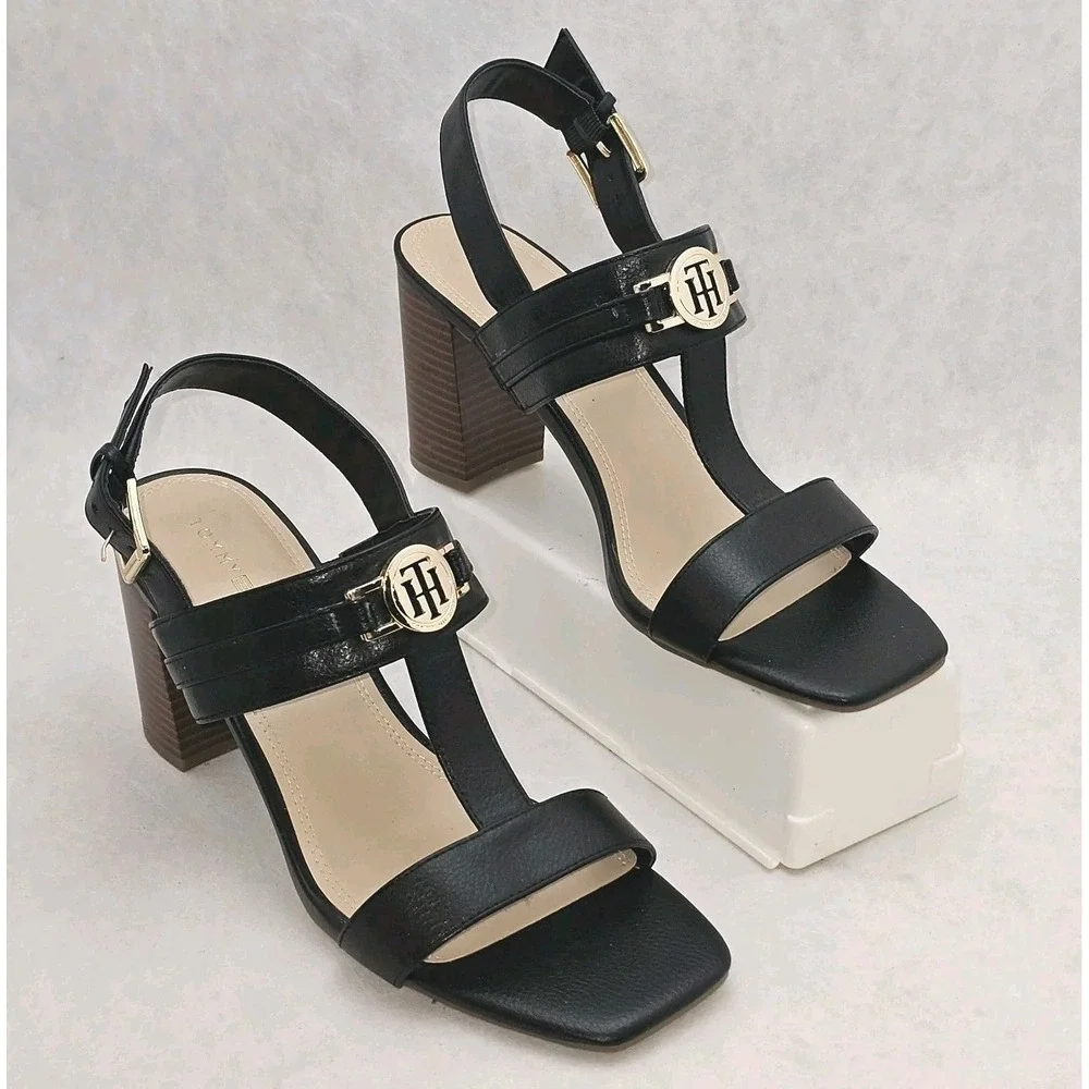 NWOT Tommy Hilfiger Garza Block Heel Black Faux Pebbled Leather Sandals  9½ M